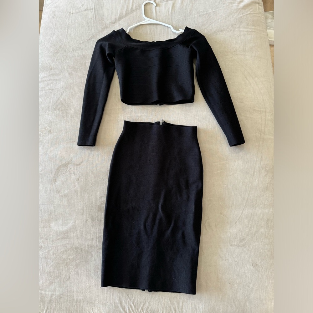 Marciano body contor top and midi skirt top